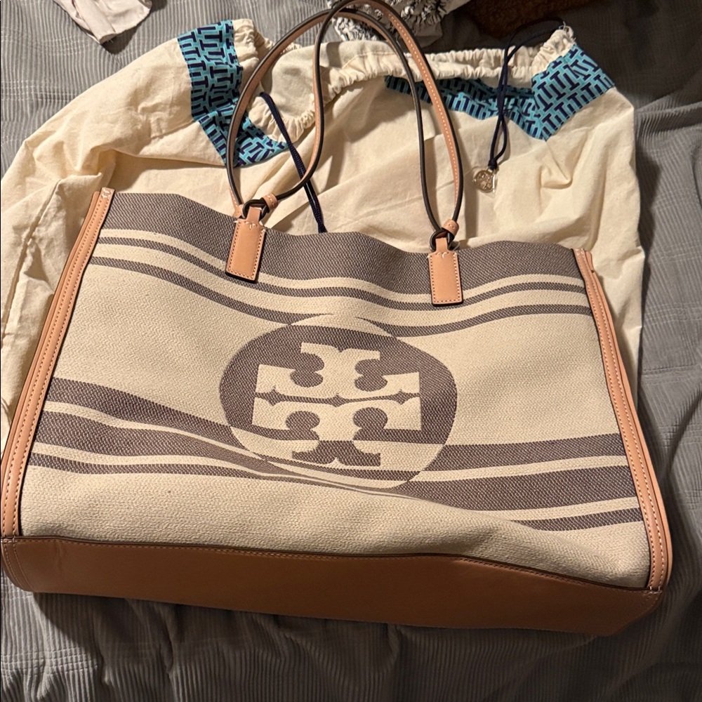 Tory Burch Beige and Brown Tote Bag - Picture 1 of 4
